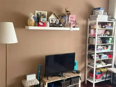 Piso en calle Avenida de Vilagarcia, 13