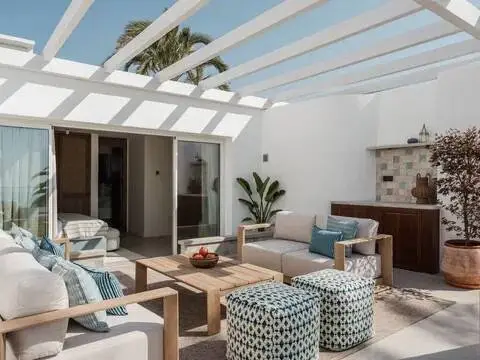 Casa en calle Oasis Club, 10