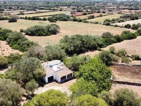Casa rústica en calle Carretera Cap D'artrutx No Number Km. 6
