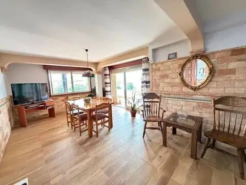 Chalet en Vilaboa