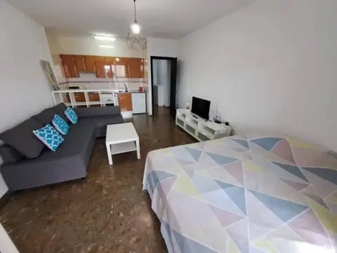 Piso en calle Avenida Marysol, 73