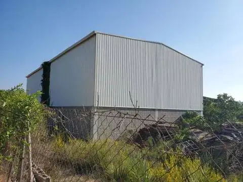 Nave industrial en Vallmoll