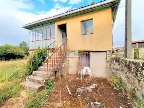 Chalet en Vilamarín