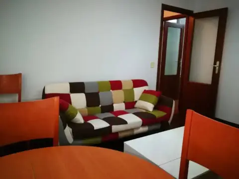 Piso en calle Avenida de Vilagarcia, 13