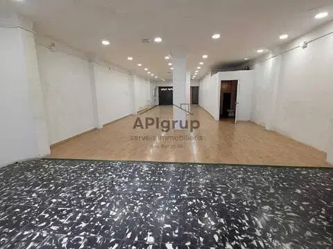 Local comercial en La Creu de Barberà