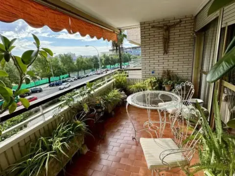 Piso en Avenida Presidente Adolfo Suárez