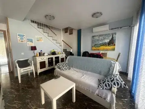 Chalet en Los Puertos-Isla Plana