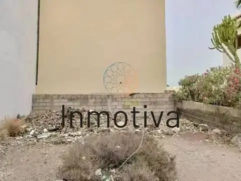 Terreno en calle Isla De Cuba