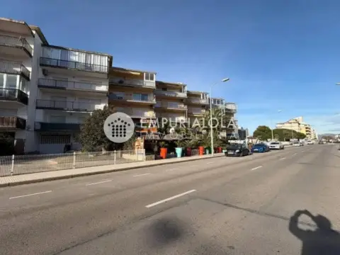 Piso en Avinguda de la Bocana