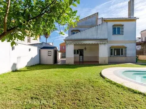 Chalet en calle Bárbara Tirado Rubio, nº 7