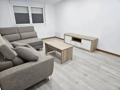 Piso en Rúa das Santas Mariñas