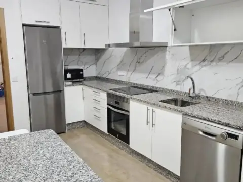 Piso en Rúa das Santas Mariñas