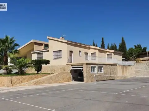 Chalet en L'Altet-Els Bassars