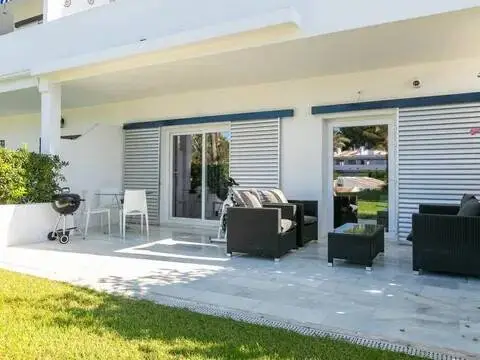 Piso en Avenida del Valle del Golf