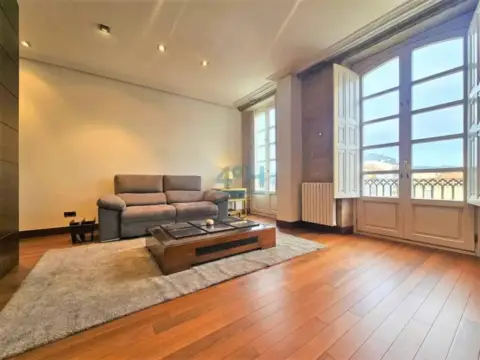 Piso en Ourense Capital