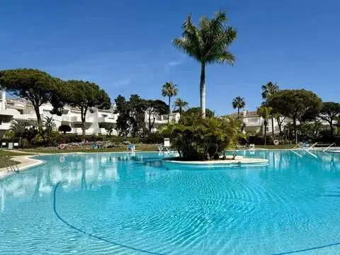 Piso en El Paraíso-Atalaya-Benamara