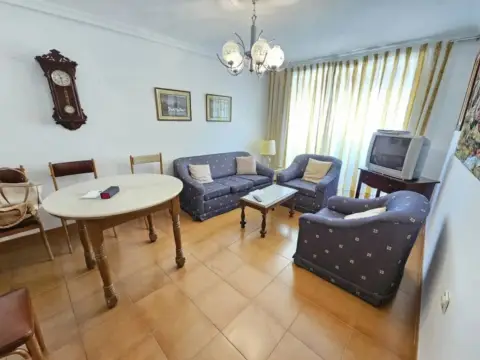 Chalet en calle Derecha