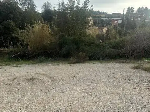 Terreno en calle Avenida Tercera Avinguda, 11