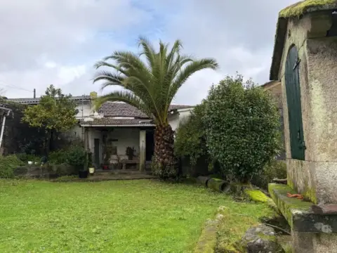 Chalet en Mondariz