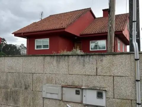 Chalet en Ponteareas