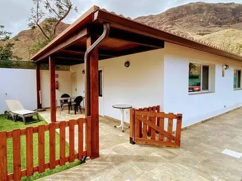 Casa rústica en Zona Interior