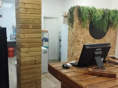 Local comercial en Camino de Suárez