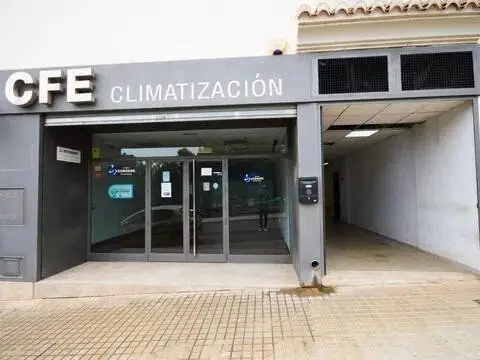 Local comercial en calle calle Sierra de Laujar, 6