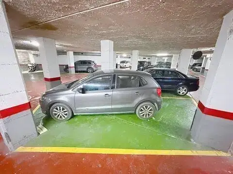 Garaje en Carrer del Tinent Flomesta