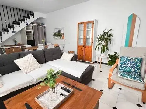 Casa en calle de Santa Cruz