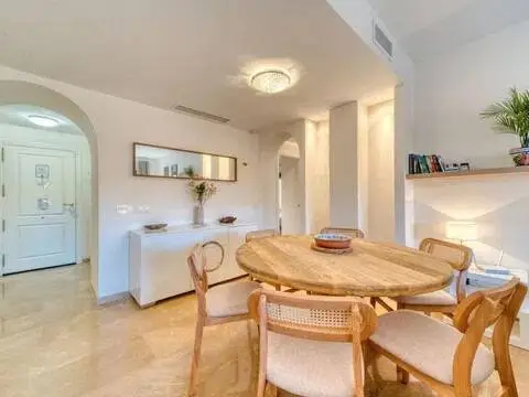 Piso en Urbanización El Hacho-La Duquesa Golf