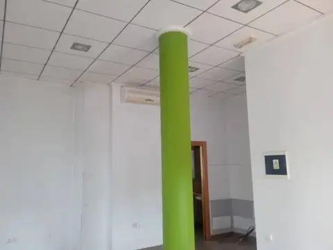 Local comercial en Puerto Lumbreras