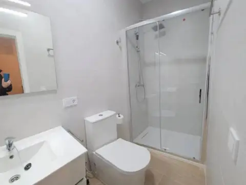 Piso en calle de Alfileritos