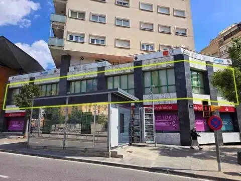 Oficina en Carrer de Josep Miquel Quintana