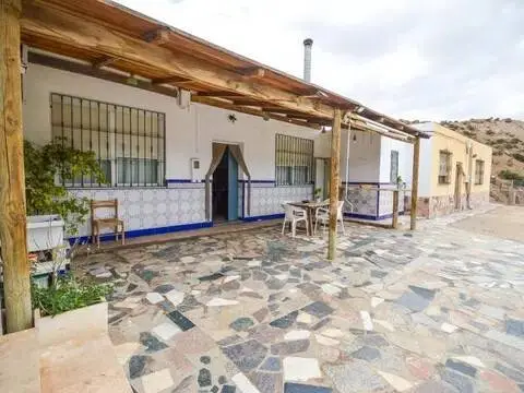 Casa rústica en Gádor