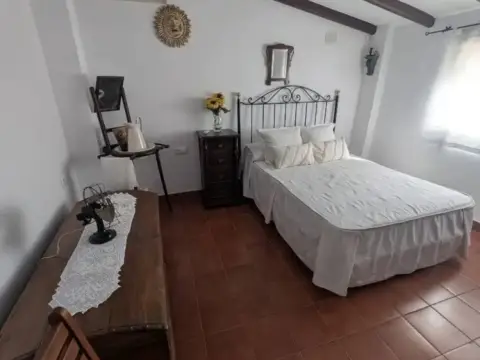 Chalet en calle Diseminados