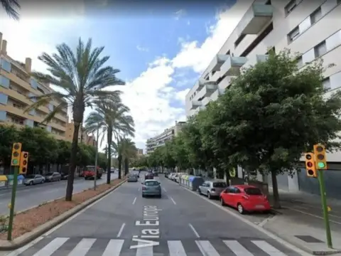 Garaje en VIA Europa