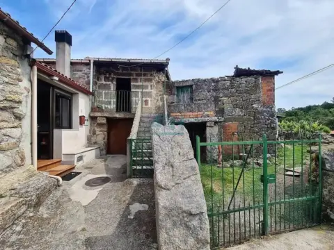 Chalet en Amoeiro