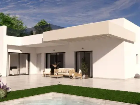 Chalet en Los Montesinos