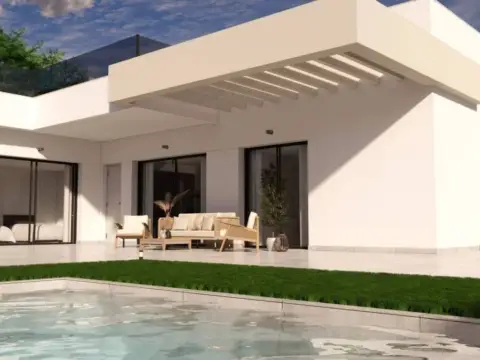 Chalet en Los Montesinos