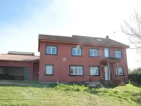 Chalet en Caión