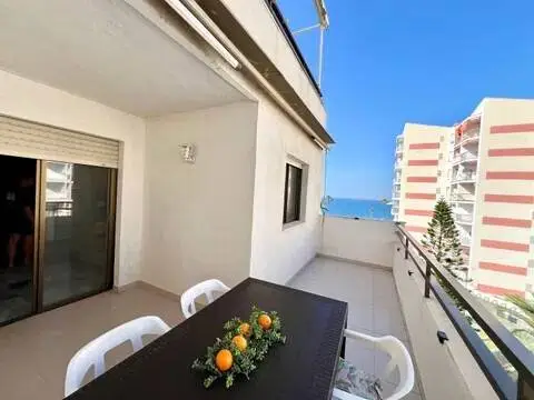 Piso en calle del Paseo Marítimo