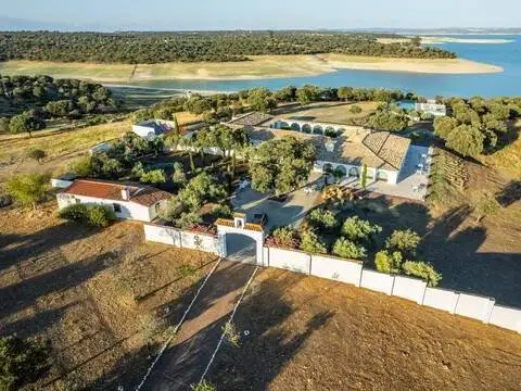 Casa rústica en El Gordo