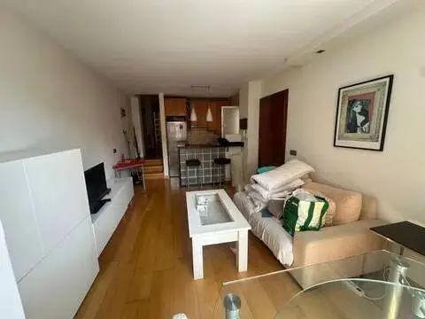 Piso en La Trinidad-Mármoles-Perchel Norte