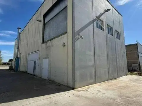 Nave industrial en Carrer de Malet