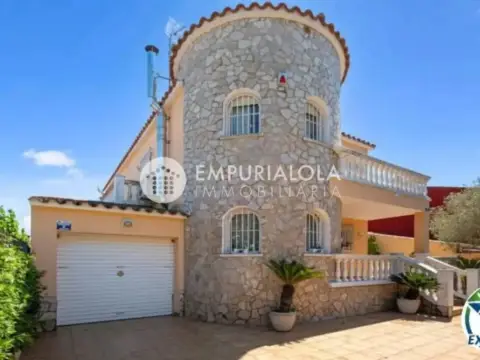 Chalet en calle calle Mas Nou, -1