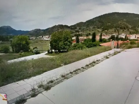 Terreno en calle de Rìo Mundo