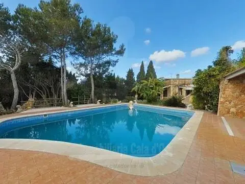 Casa rústica en Cala Ferrera
