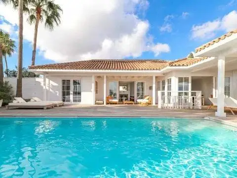 Chalet en Urbanización Felisa de Cortes