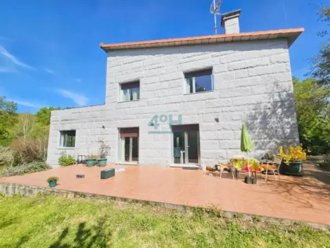 Chalet en Nogueira de Ramuín