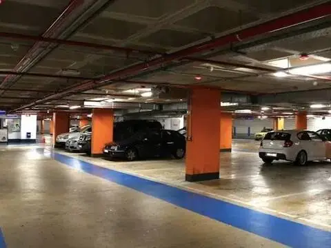 Garaje en Plaza de Amárica